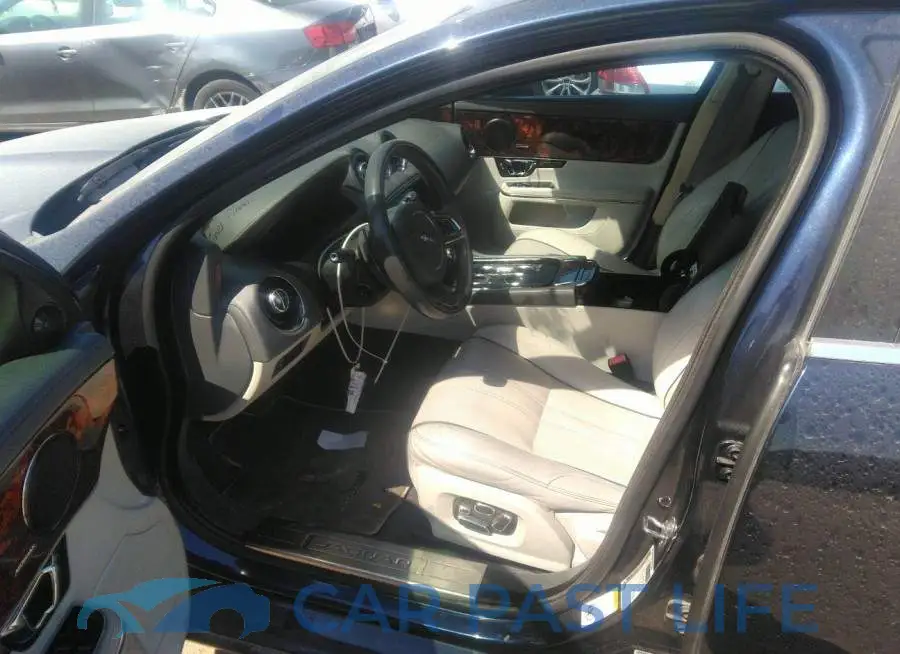 SAJWA2GZ4F8V79576# 5