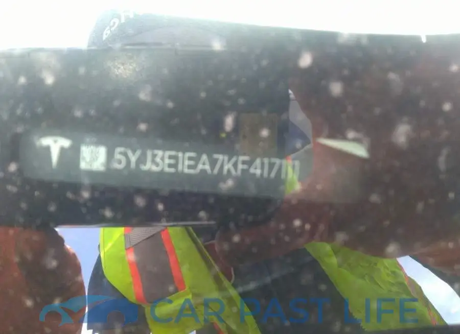 5YJ3E1EA7KF417111# 9