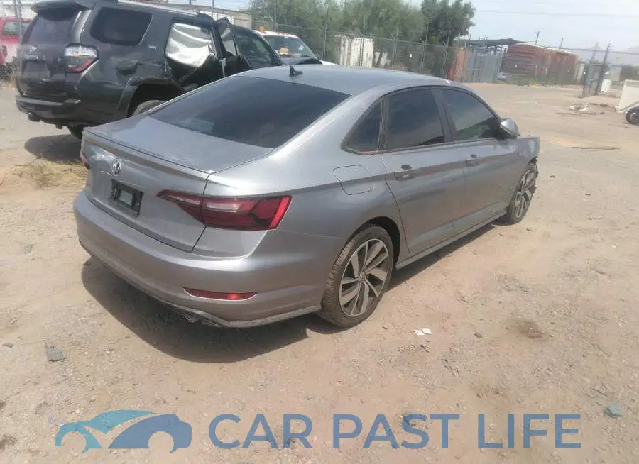 3VW6T7BUXLM045357# 4