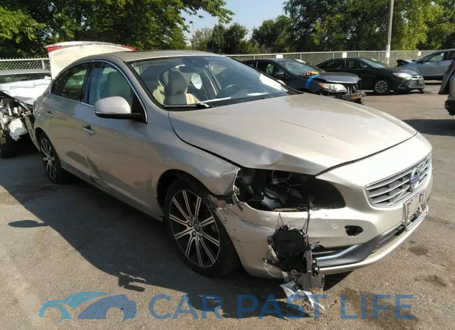 LYV402TK8HB128186# 1