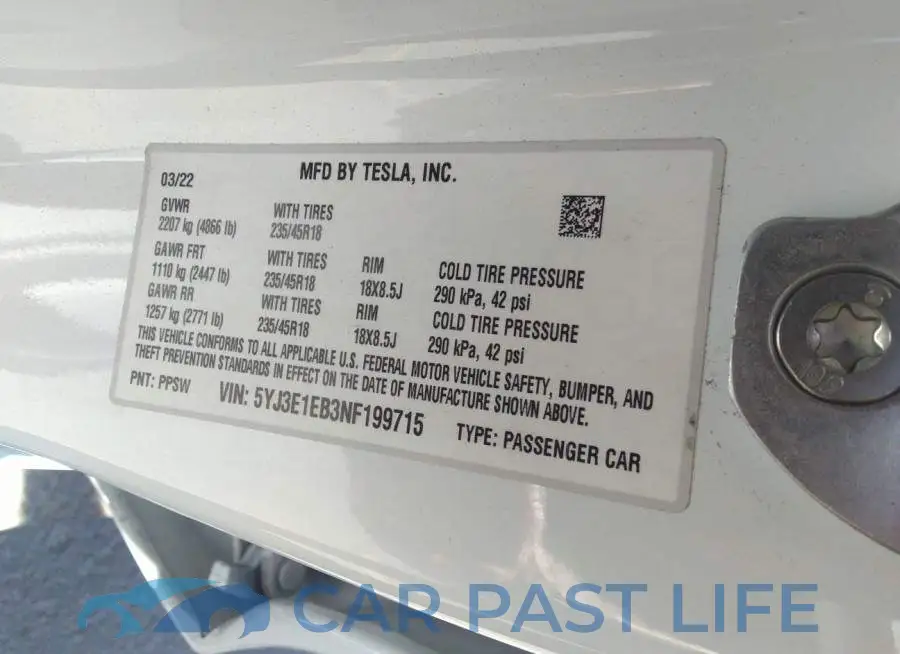 5YJ3E1EB3NF199715# 9