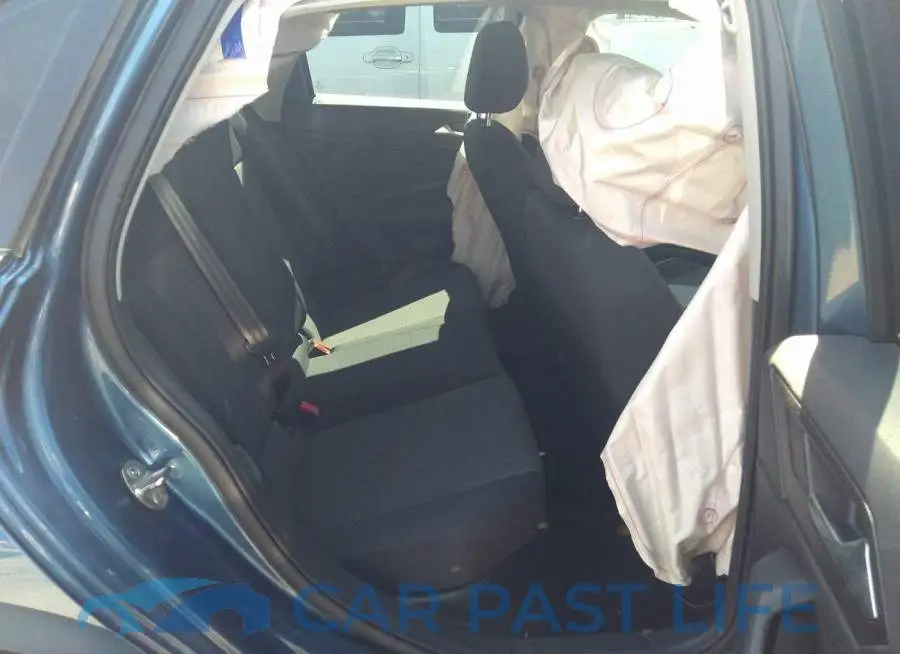 3VWCB7BU2KM232502# 8