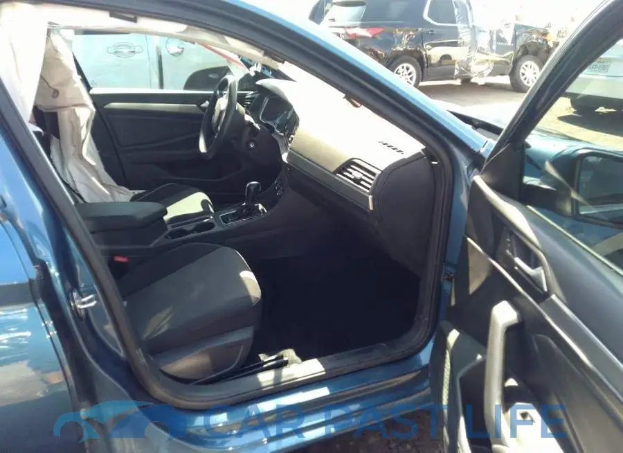 3VWCB7BU2KM232502# 5