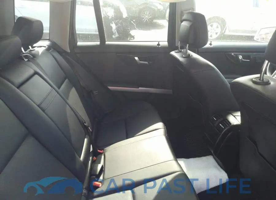 WDCGG5HB9FG382696# 8