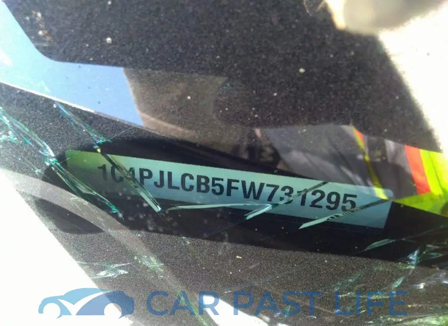 1C4PJLCB5FW731295# 9