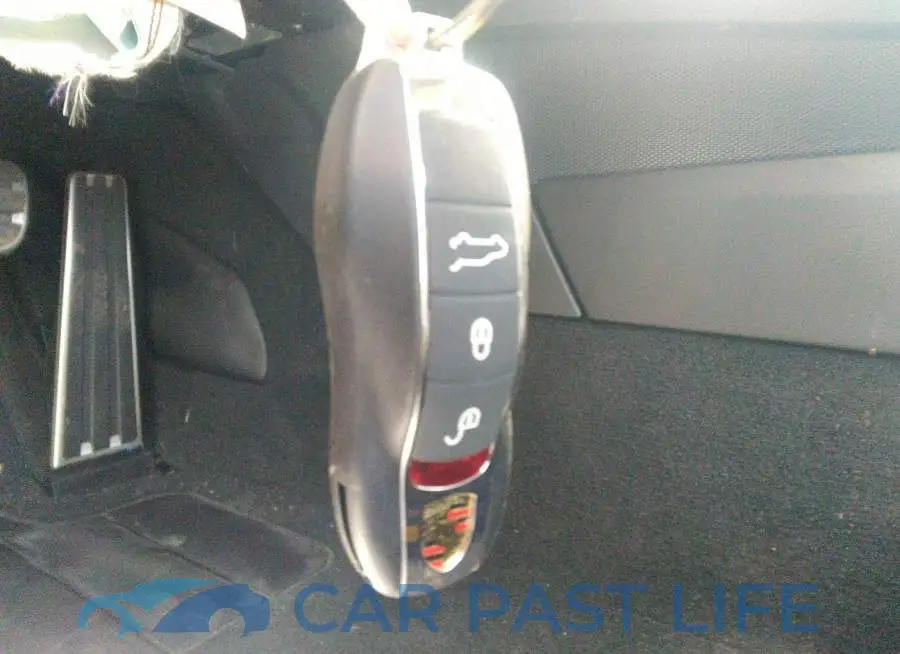 WP0AB2A81LS275089# 11