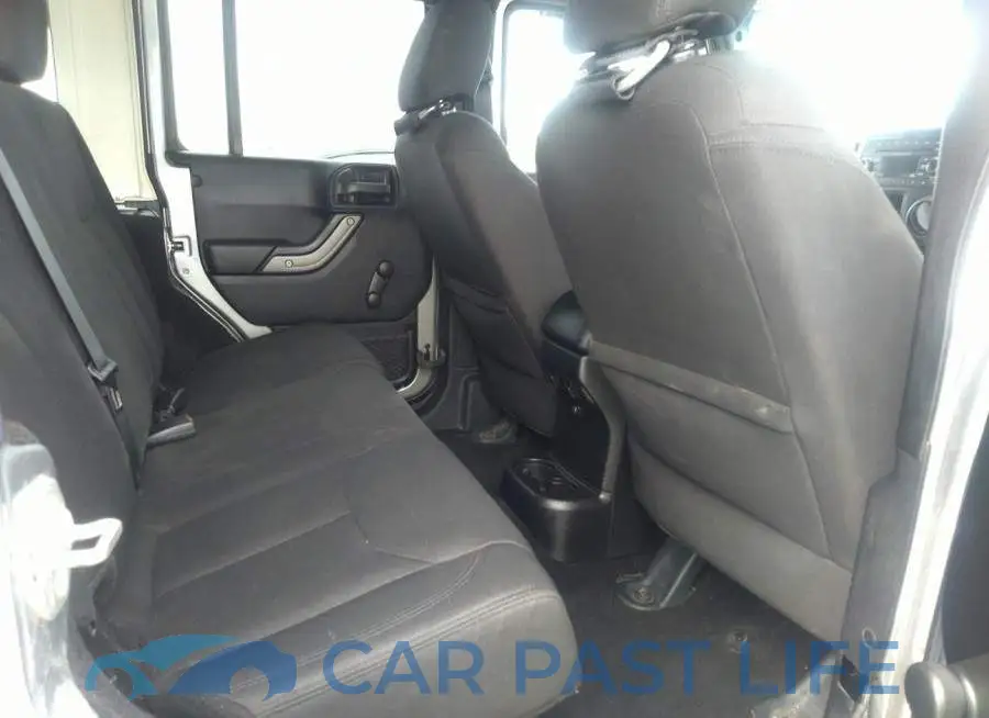 1C4BJWDG4FL752033# 8