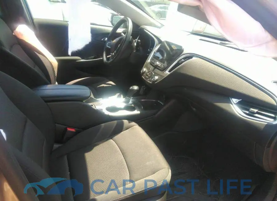 1G1ZD5ST5JF252219# 5