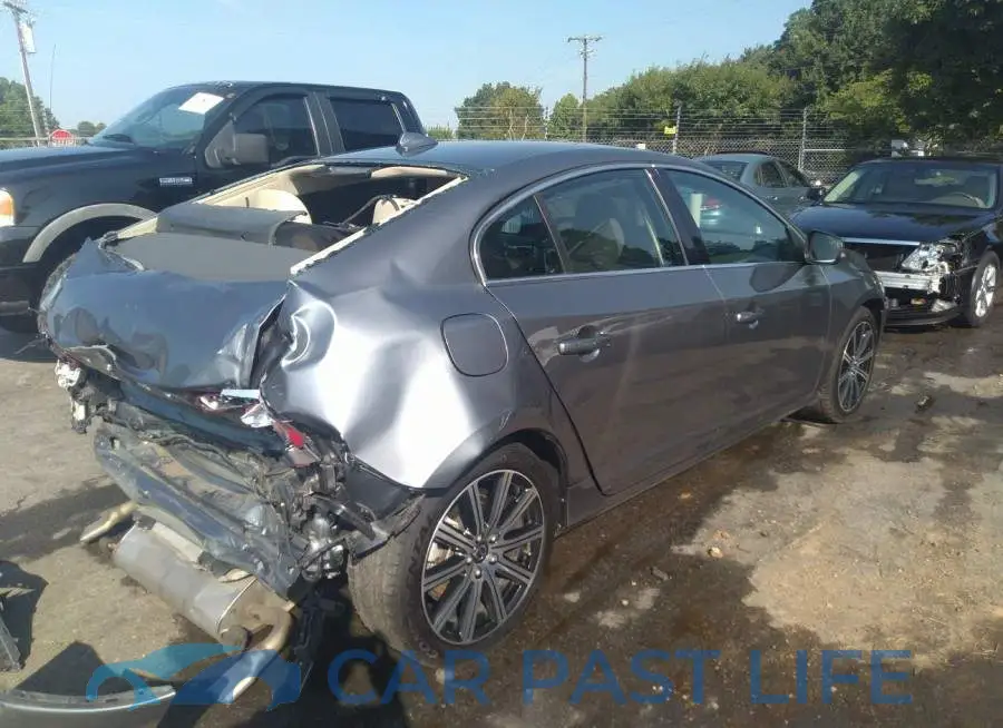 LYV402HK9JB168999# 4