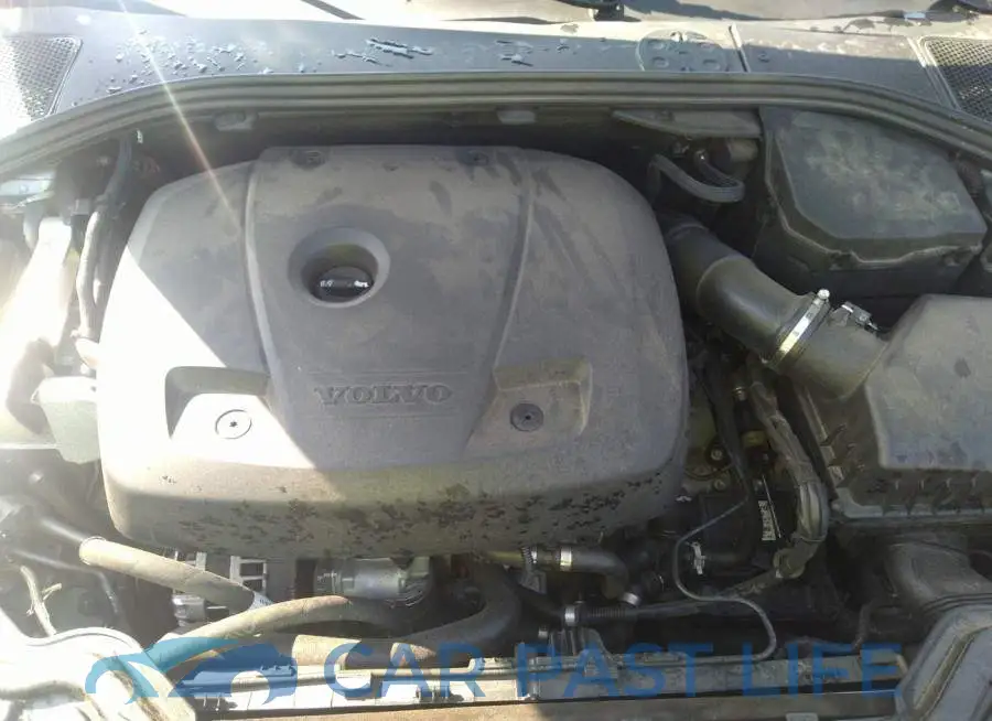LYV402HK9JB168999# 10