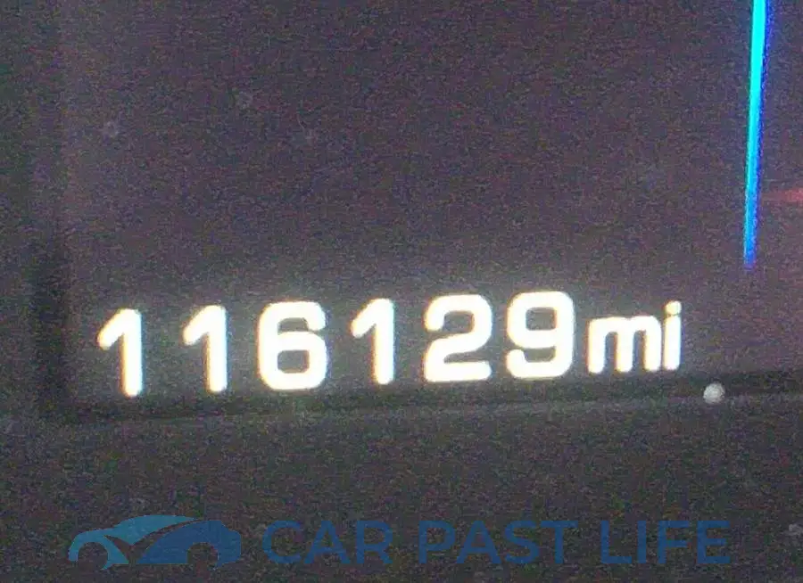 1G6AC1R36F0105409# 7