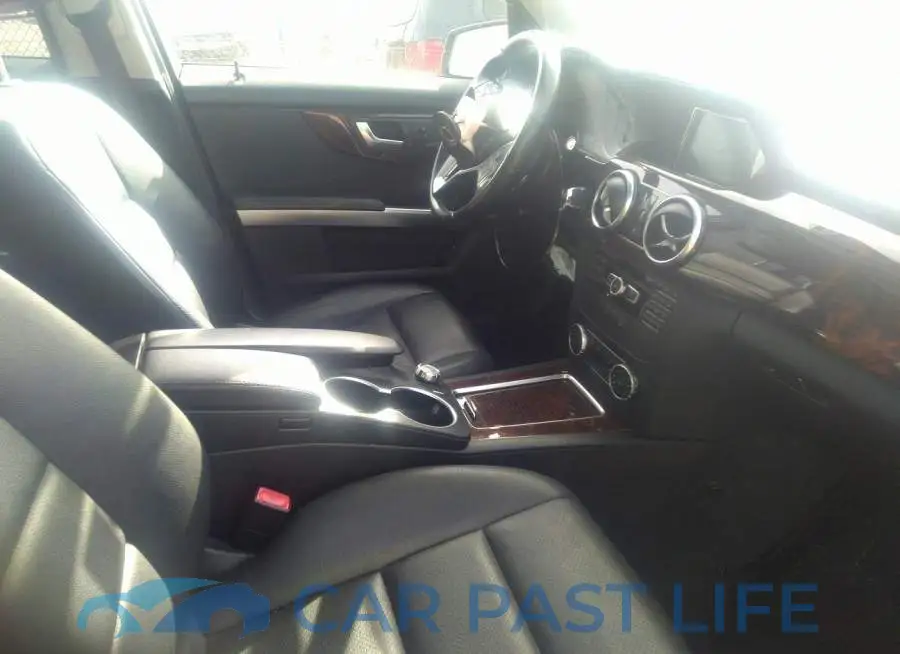 WDCGG8JB5FG395697# 5