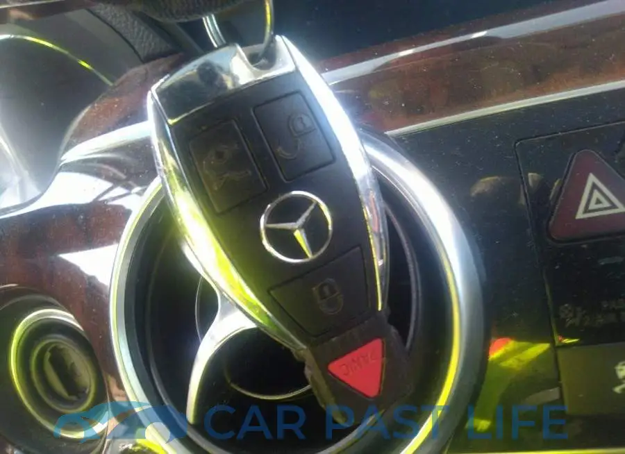 WDCGG8JB5FG395697# 11