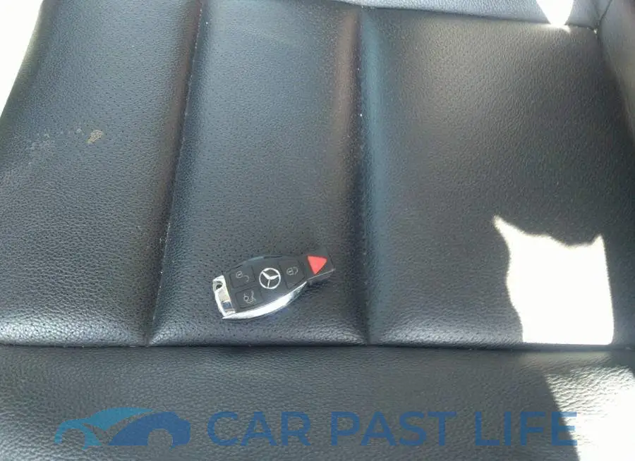 WDCGG5HB5FG379939# 11