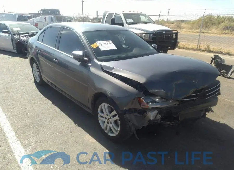3VW167AJ2HM378068# 1