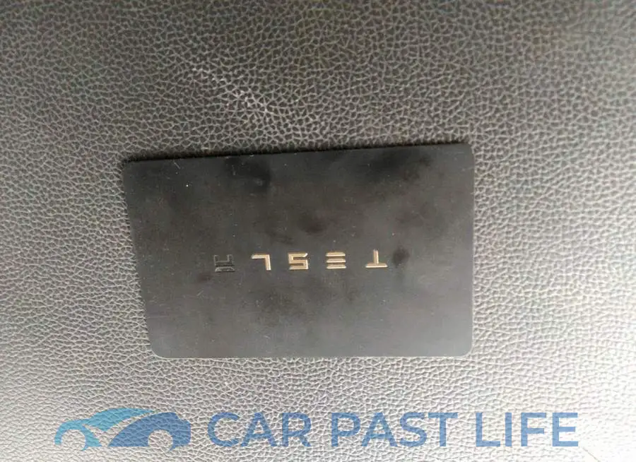 5YJ3E1EA9LF660033# 11