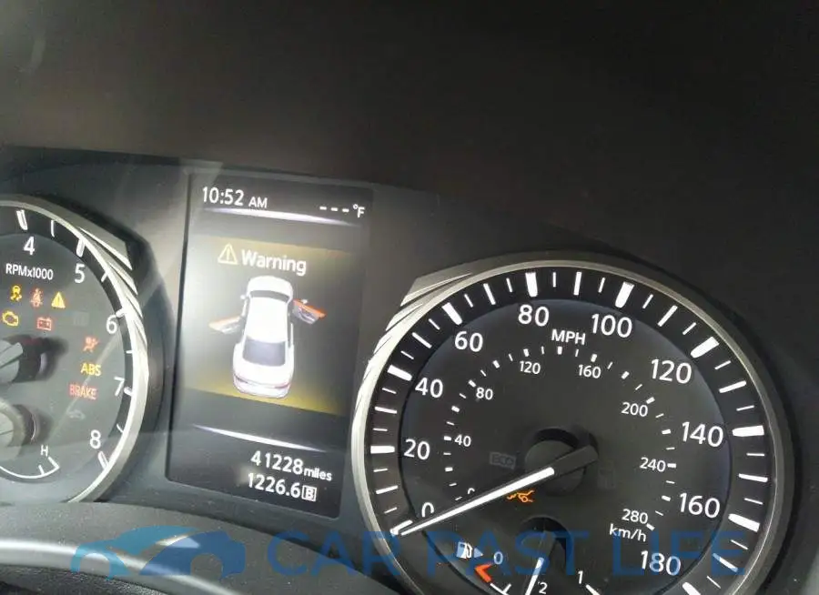 JN1CV7AP8KM110179# 7