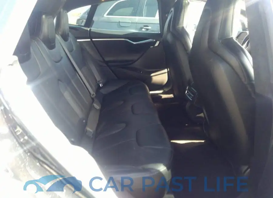 5YJSA1E1XGF154515# 8