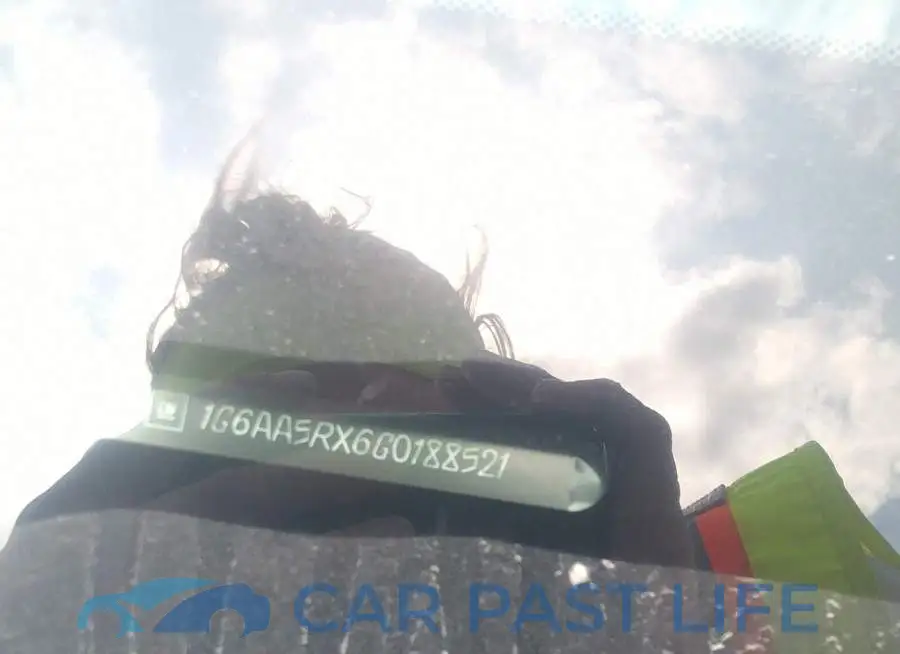 1G6AA5RX6G0188521# 9