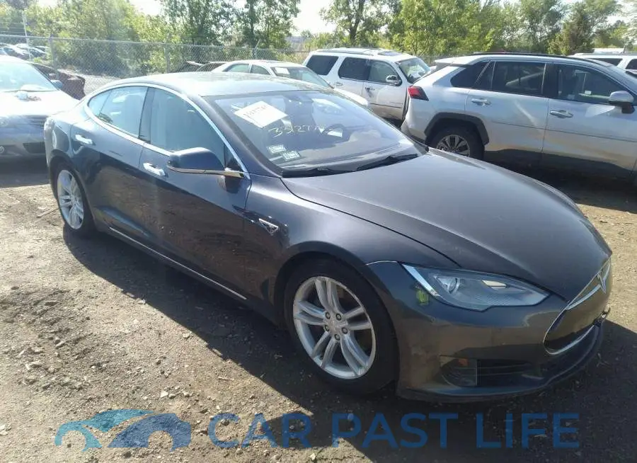 5YJSA1E23GF131781# 1