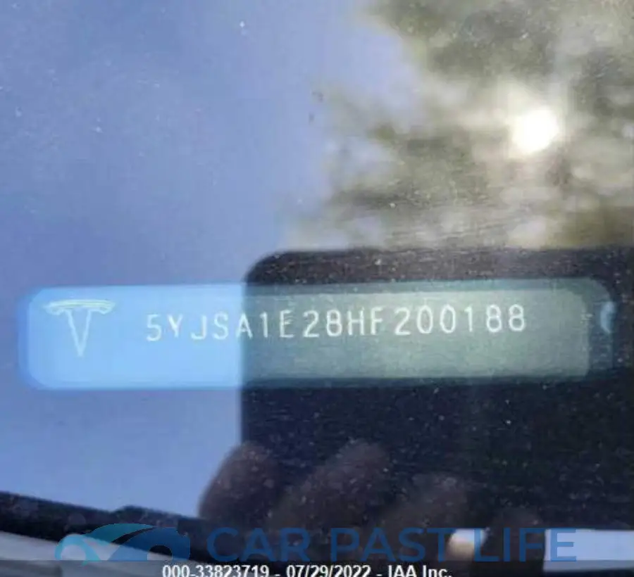 5YJSA1E28HF200188# 9