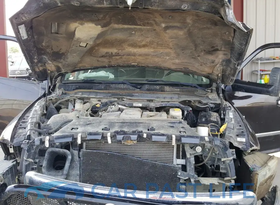 3C63R3HLXHG527688# 7