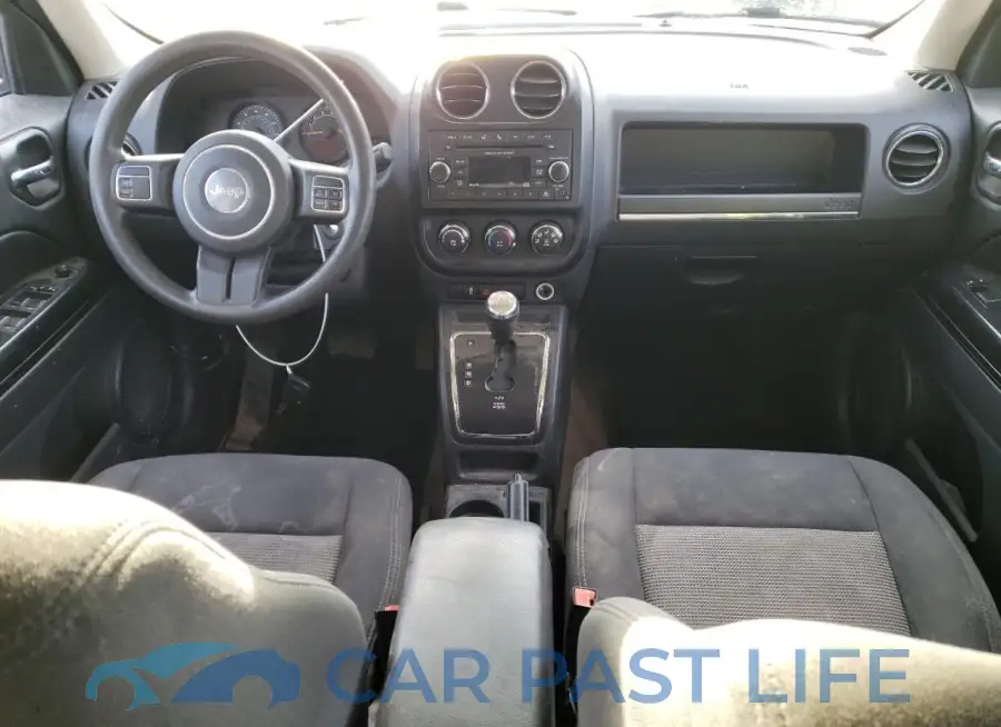 1C4NJPBB0HD103966# 8