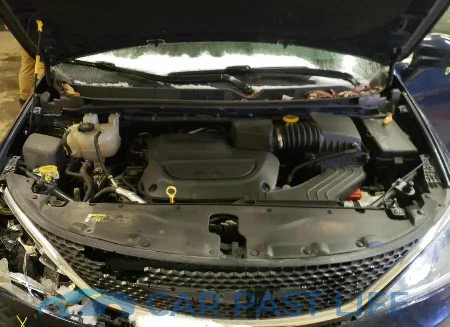 2C4RC1FGXKR555166# 12