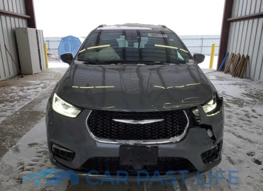 2C4RC1BG5NR125829# 5