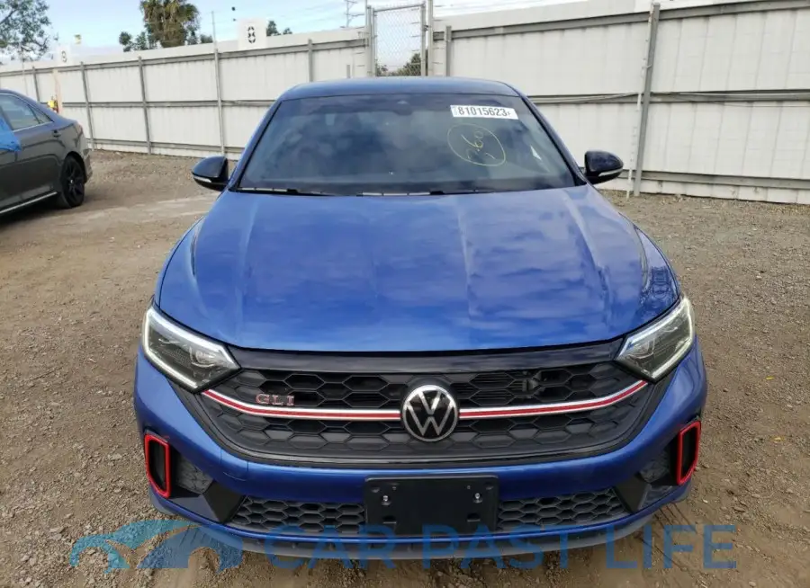 3VW2T7BUXNM003966# 5