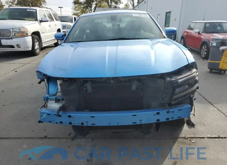 2C3CDXCT2FH923847# 5