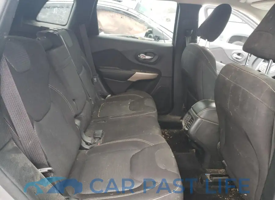 1C4PJMCSXHD215972# 10
