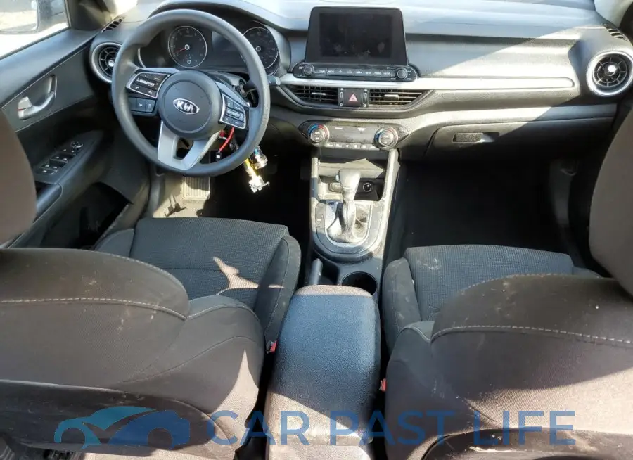 3KPF24AD8KE102184# 8