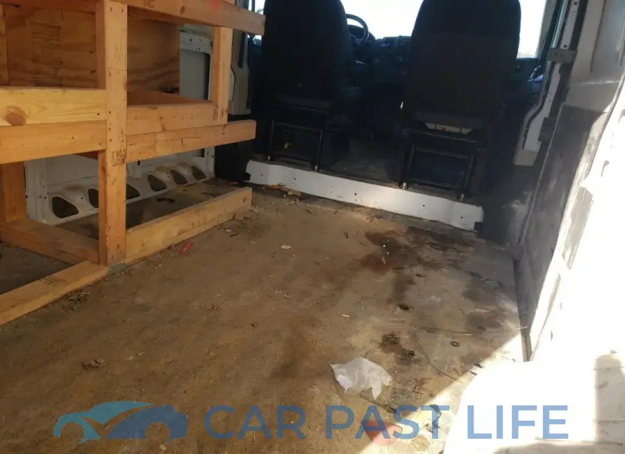3C6TRVAG8HE500137# 11