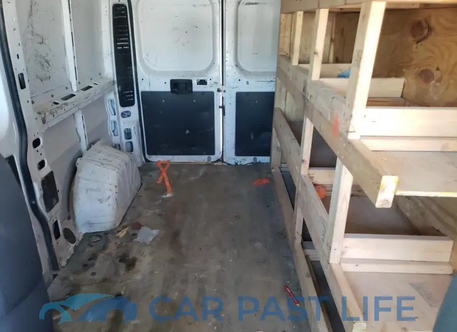 3C6TRVAG8HE500137# 10
