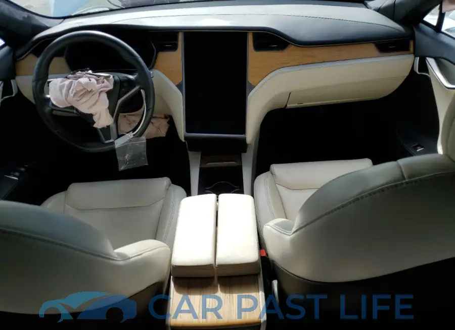 5YJSA1E25LF415648# 8