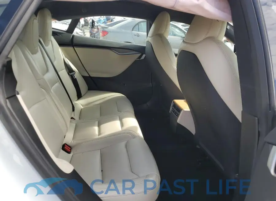 5YJSA1E25LF415648# 10