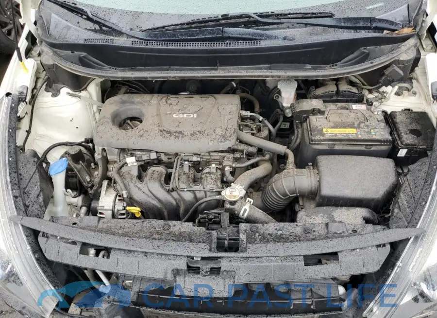 KNADM4A38H6112296# 11