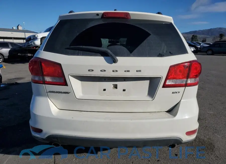3C4PDCBG7GT116632# 6