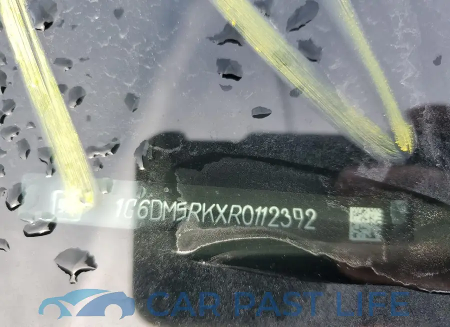 1G6DM5RKXR0112392# 12