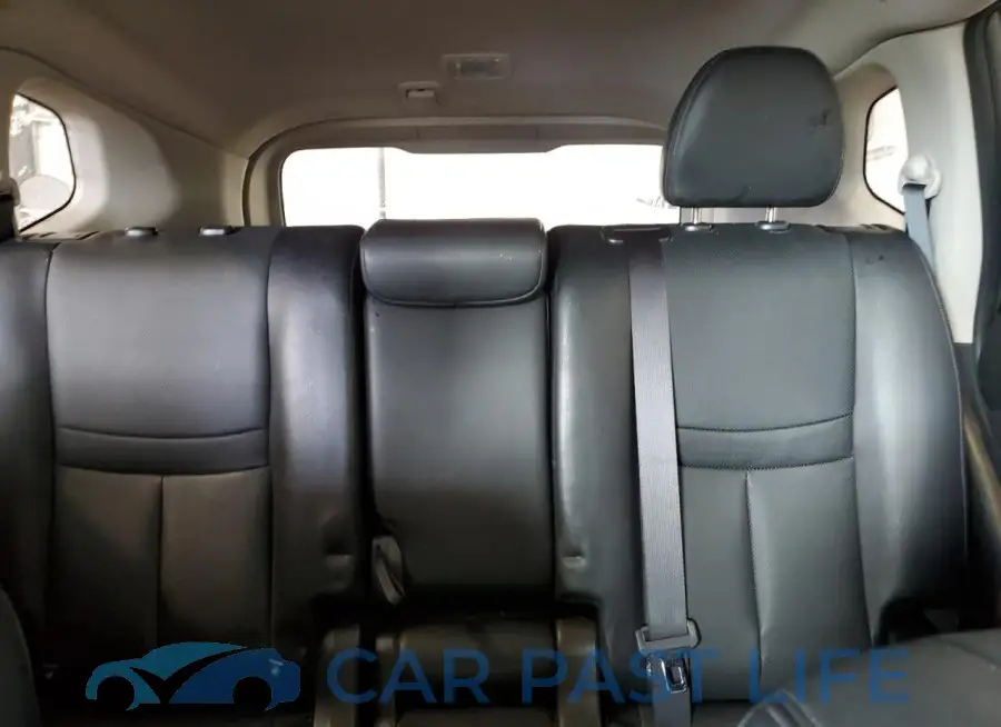 JN8AT2MV0HW018833# 10