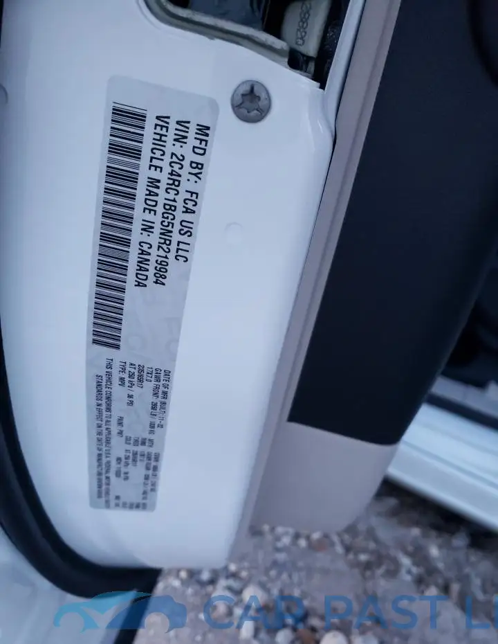 2C4RC1BG5NR219984# 14