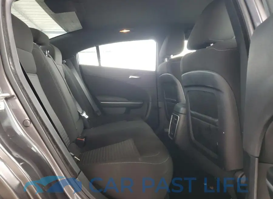 2C3CDXHG8NH125606# 10