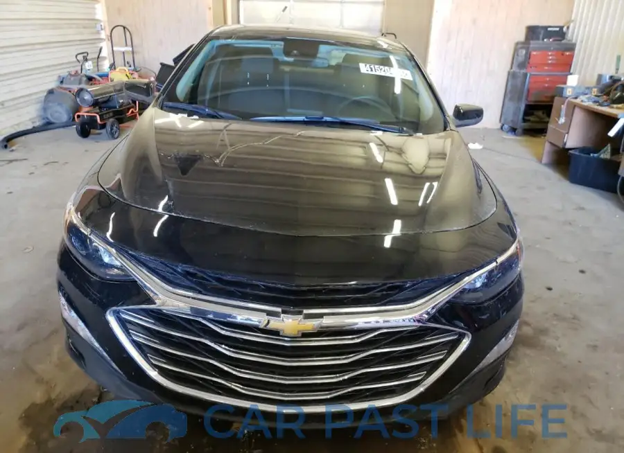 1G1ZD5ST8PF138627# 5