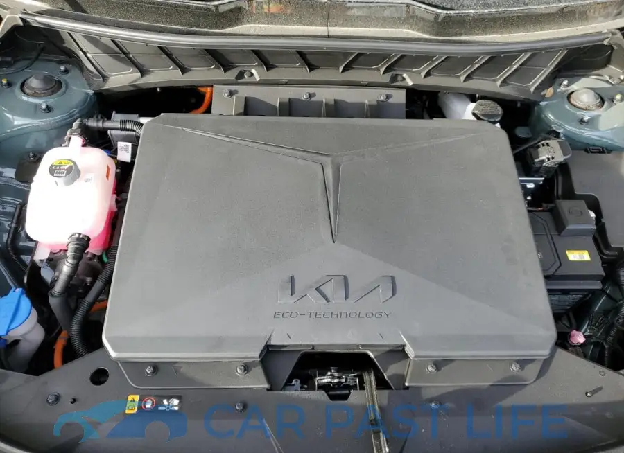 KNDCR3L10R5087651# 11