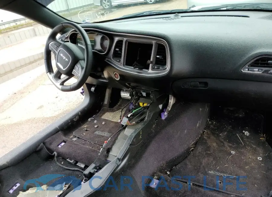 2C3CDZC98GH200571# 8