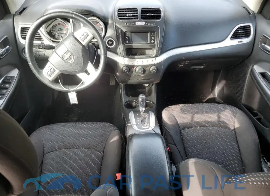 3C4PDCAB4FT735581# 8