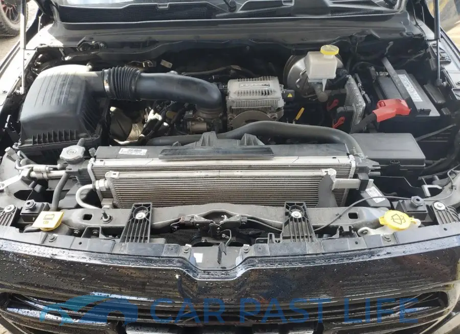 1C6SRFJT5LN402329# 11