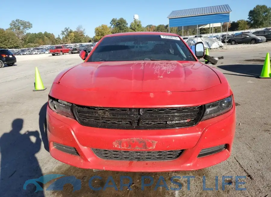 2C3CDXBG5KH728629# 5