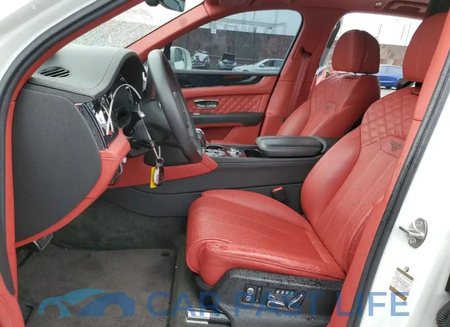 SJAAM2ZV6MC035957# 7